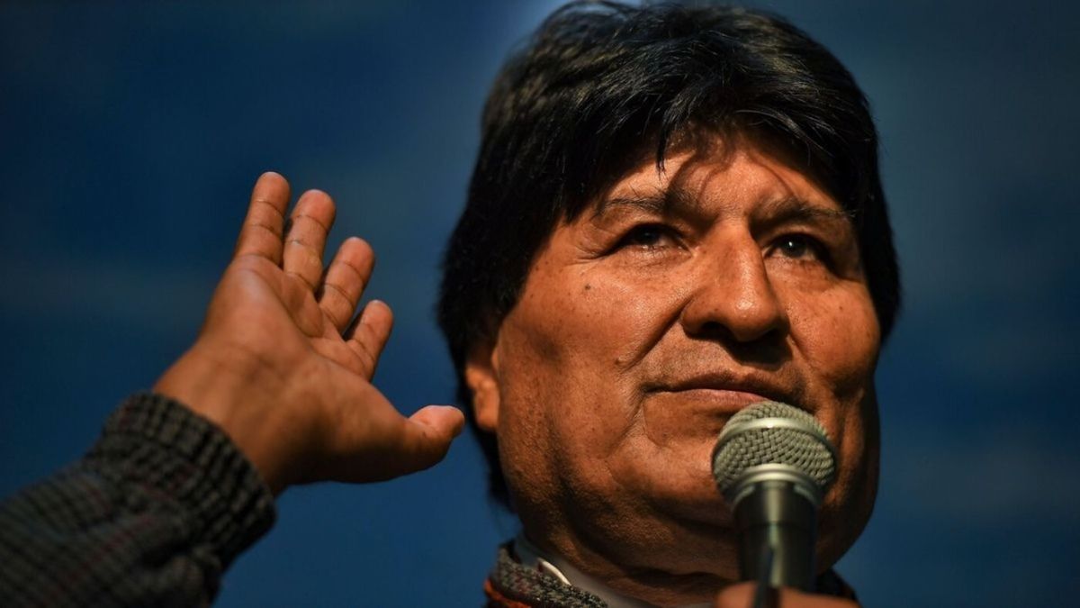 Evo Morales ordenó levantar los bloqueos y comenzó a normalizarse el abastecimiento