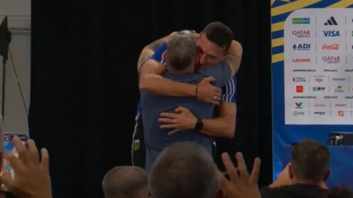 El emotivo reencuentro de Lionel Scaloni con Martín Palermo y las palabras de afecto para Djalminha