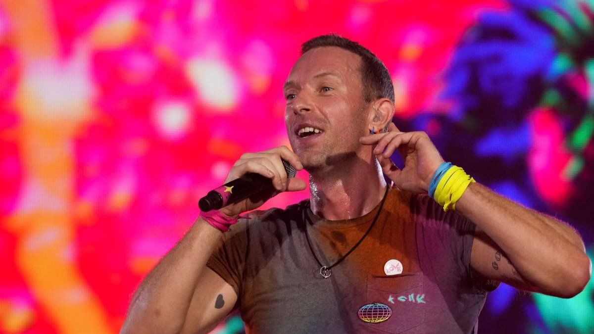 Una canción inédita para un filme de James Bond compuesta por Chris Martin de Coldplay sale a subasta