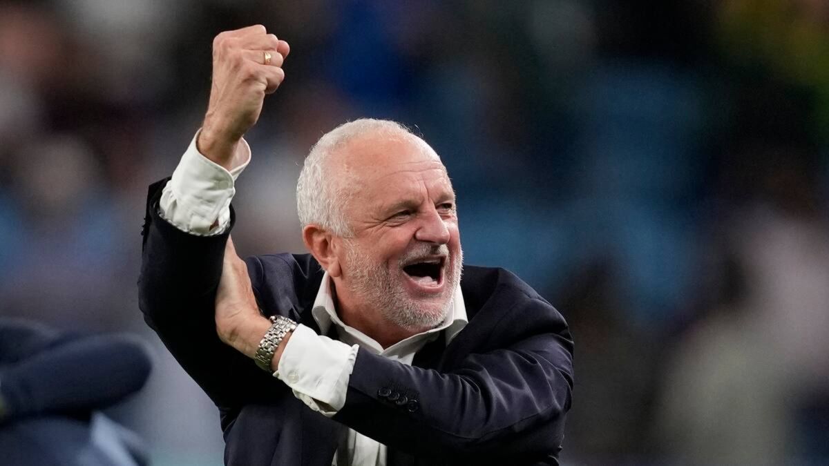 El técnico de Irak reveló su estrategia para frenar a Kylian Mbappé antes del duelo con Francia: Alinear a tres arqueros