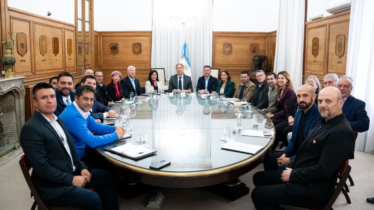 Gabriel Bornoroni fideliza intendentes para La Libertad Avanza, mientras un fallo avaló la interna del PRO