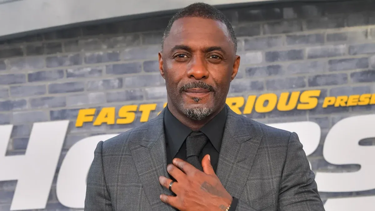 Idris Elba aseguró que el público no aceptaría que un hombre negro interprete a James Bond