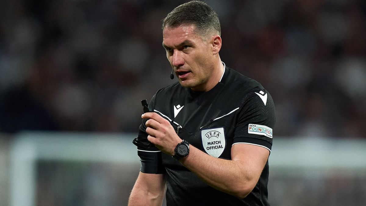 la FIFA confirmó al rumano István Kovács como árbitro para el partido entre Argentina y Jordania en el cierre del Grupo J