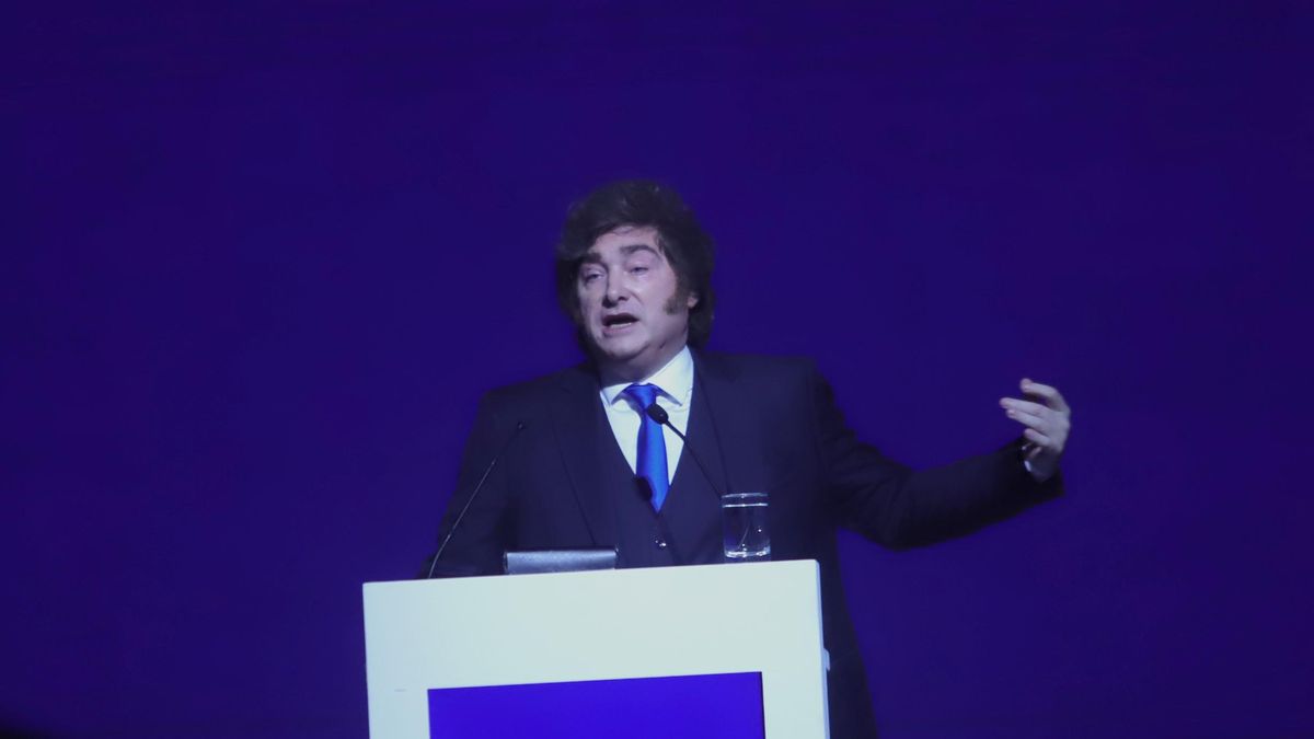 Javier Milei le respondió a Yuval Noah Harari y defendió su proyecto para crear empresas manejadas por IA