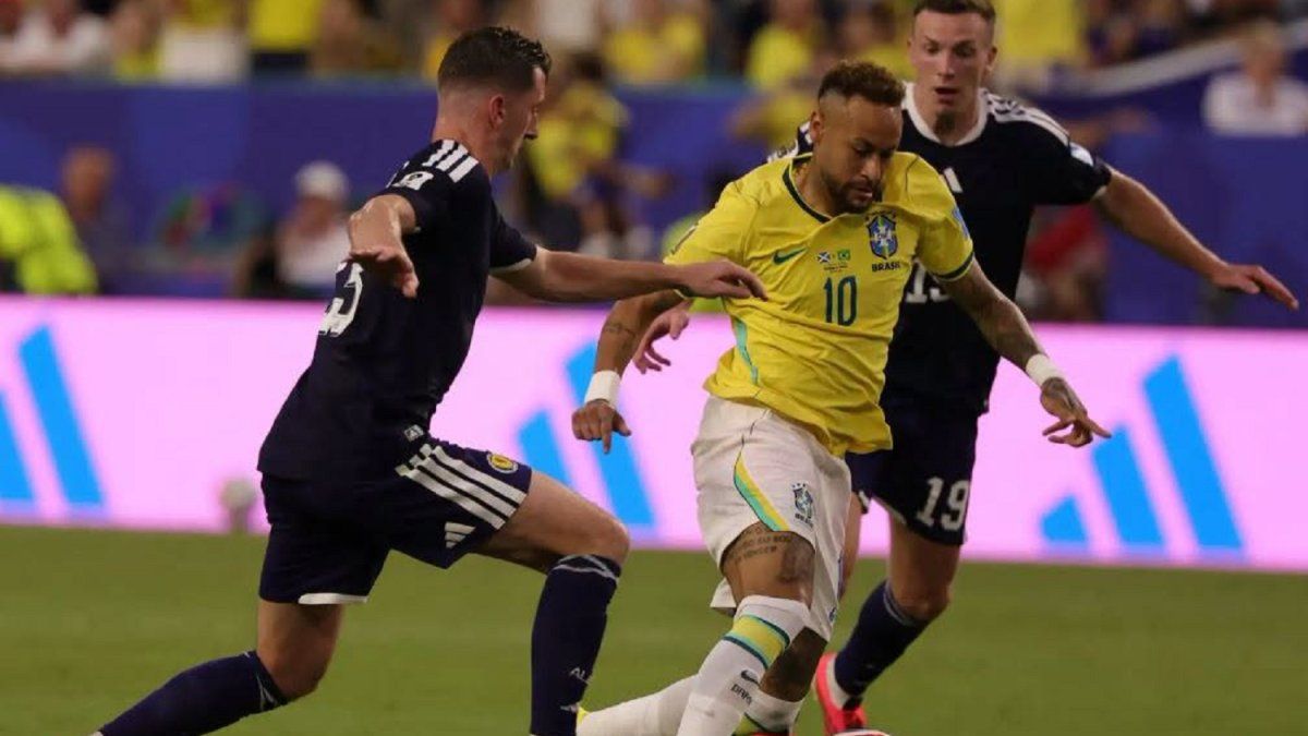 Estudio afirma que el arbitraje permisivo del Mundial 2026 favorece la intensidad del juego y los riesgos físicos