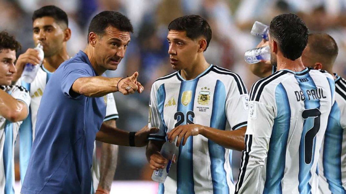 Lionel Scaloni criticó las pausas de hidratación del Mundial 2026: Se hace raro adaptarse