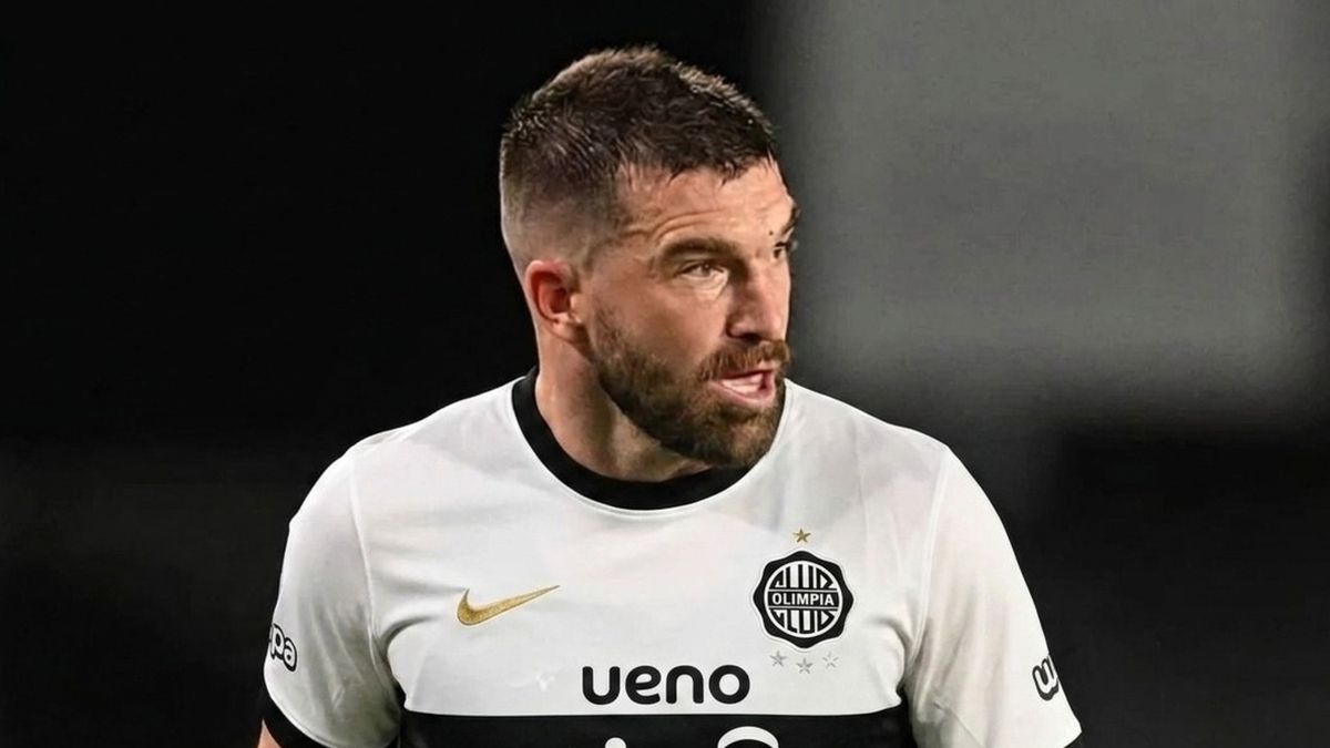 la inesperada nueva vida de Tim Payne entre el fútbol, el chipa guazú y la fama viral
