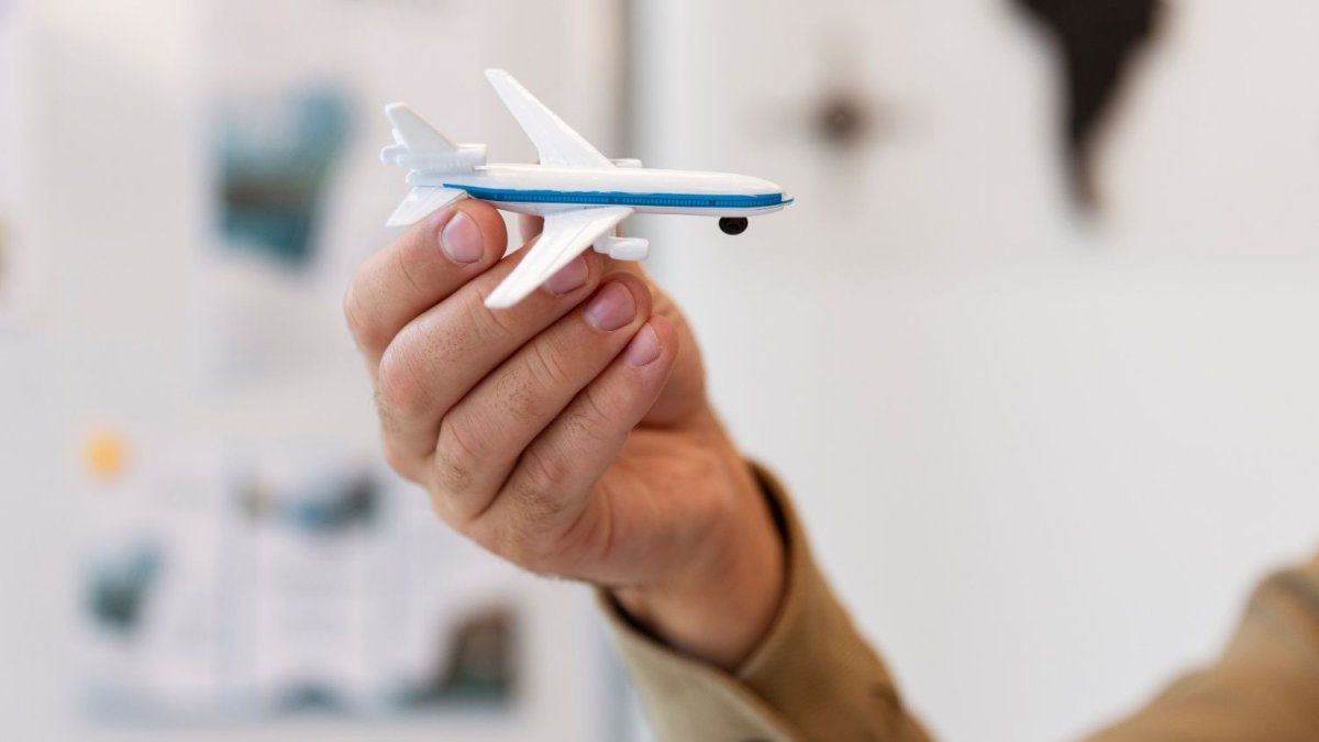 La aerolínea que se declaró en quiebra, canceló todos sus vuelos y dejó a cientos de pasajeros varados