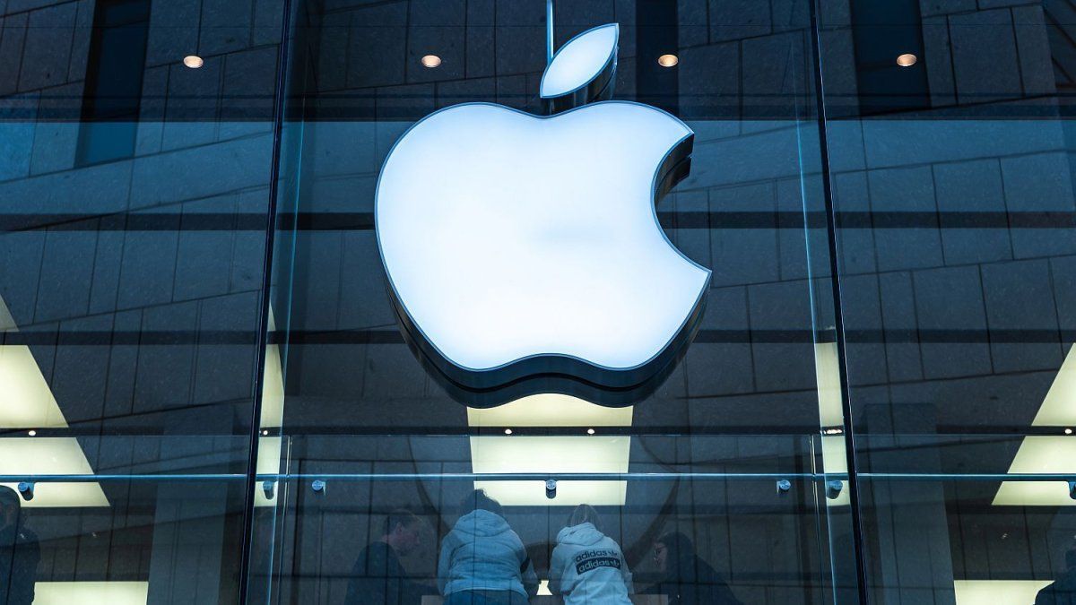 Apple demanda a OpenAI por presunto robo de secretos comerciales vinculados al desarrollo de hardware