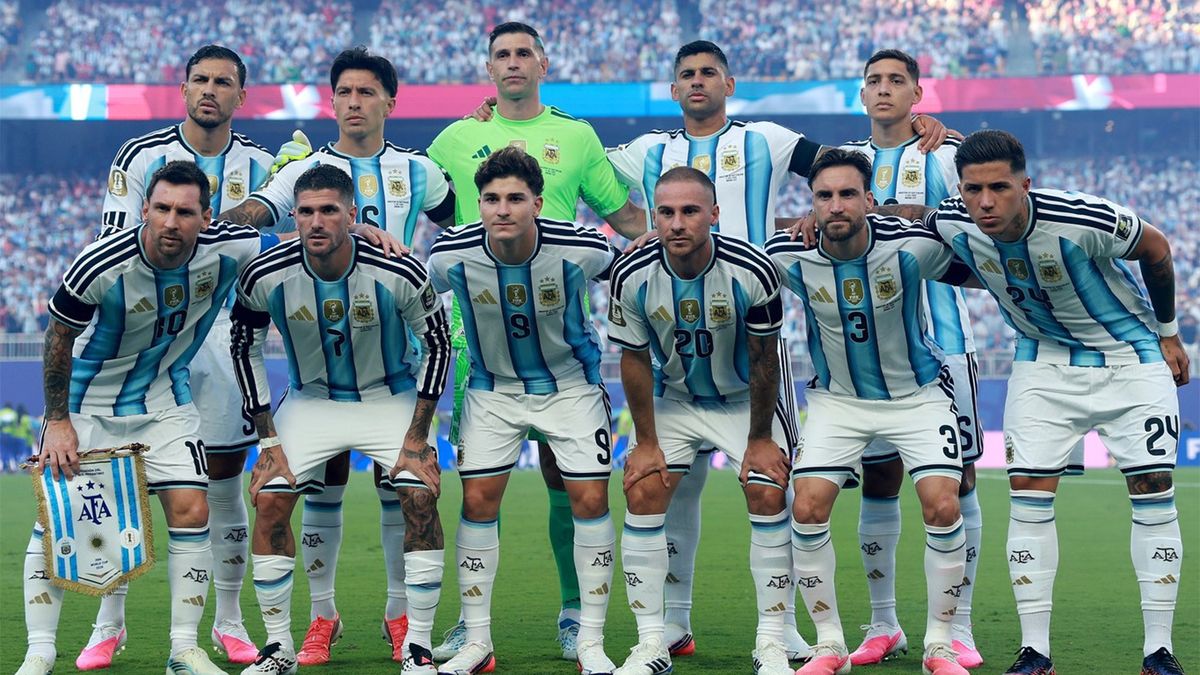 El equipo de Argentina para enfrentar a Inglaterra por las semifinales del Mundial 2026