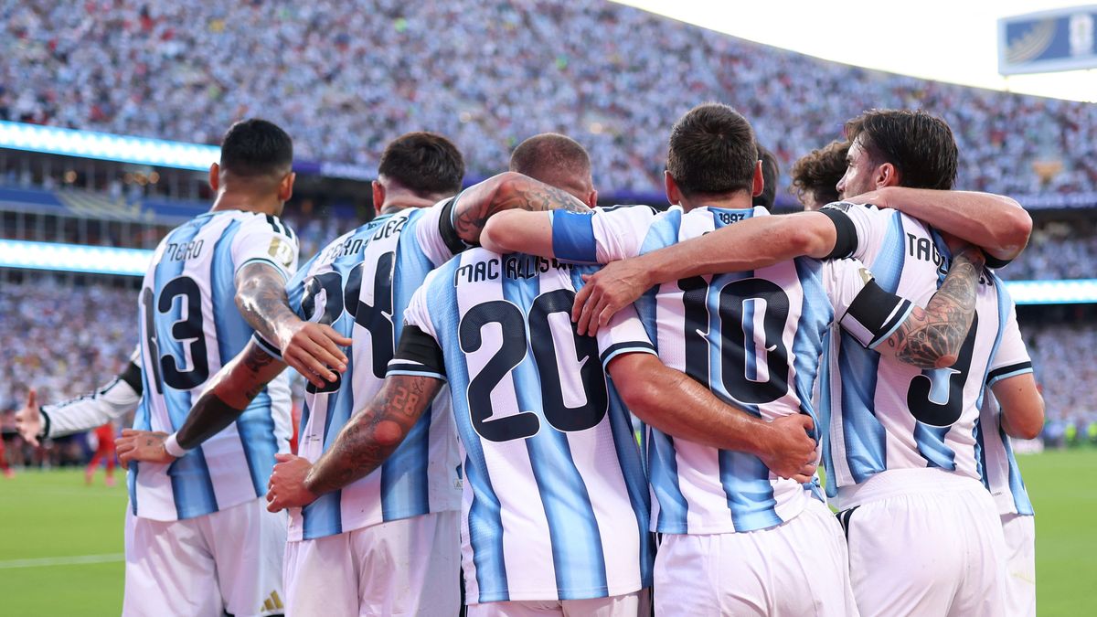 así fueron los festejos de la Selección argentina en el vestuario tras avanzar a semifinales