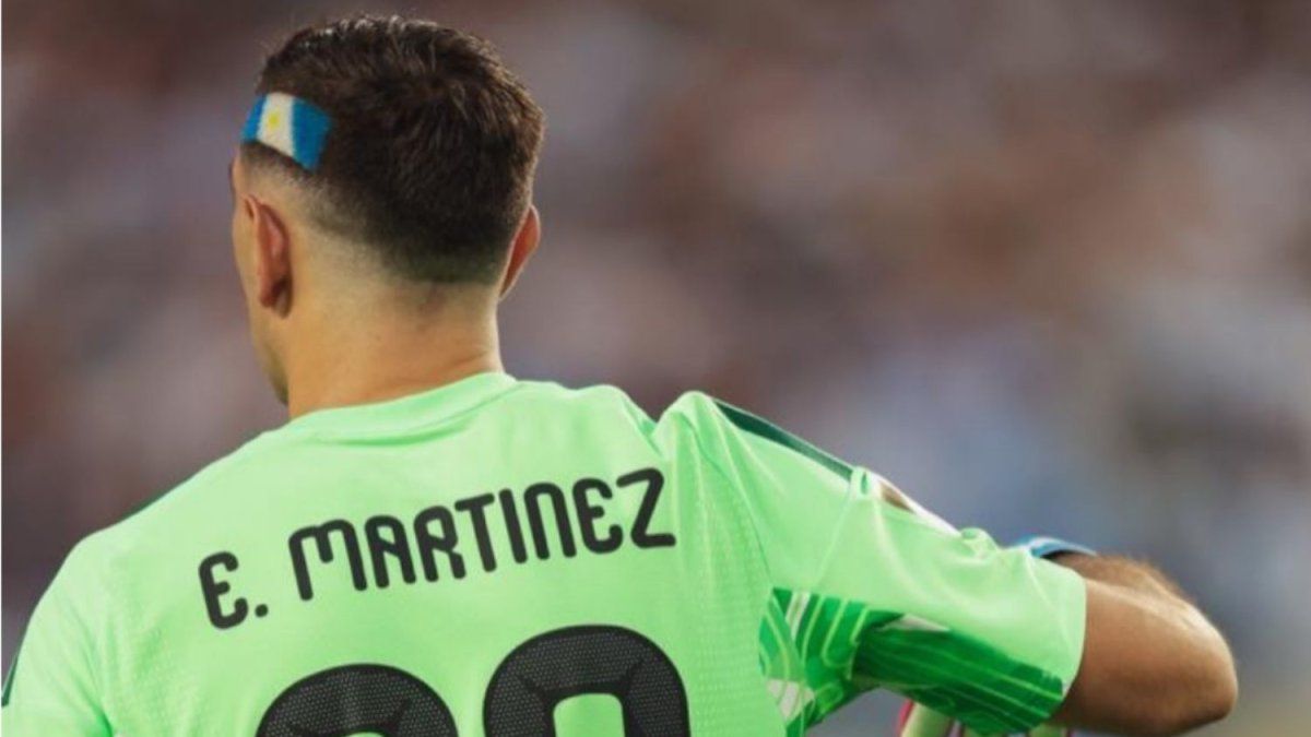 No nos vamos a caer ahora, afirmó Emiliano Dibu Martínez luego del histórico triunfo de la Selección Argentina contra Inglaterra