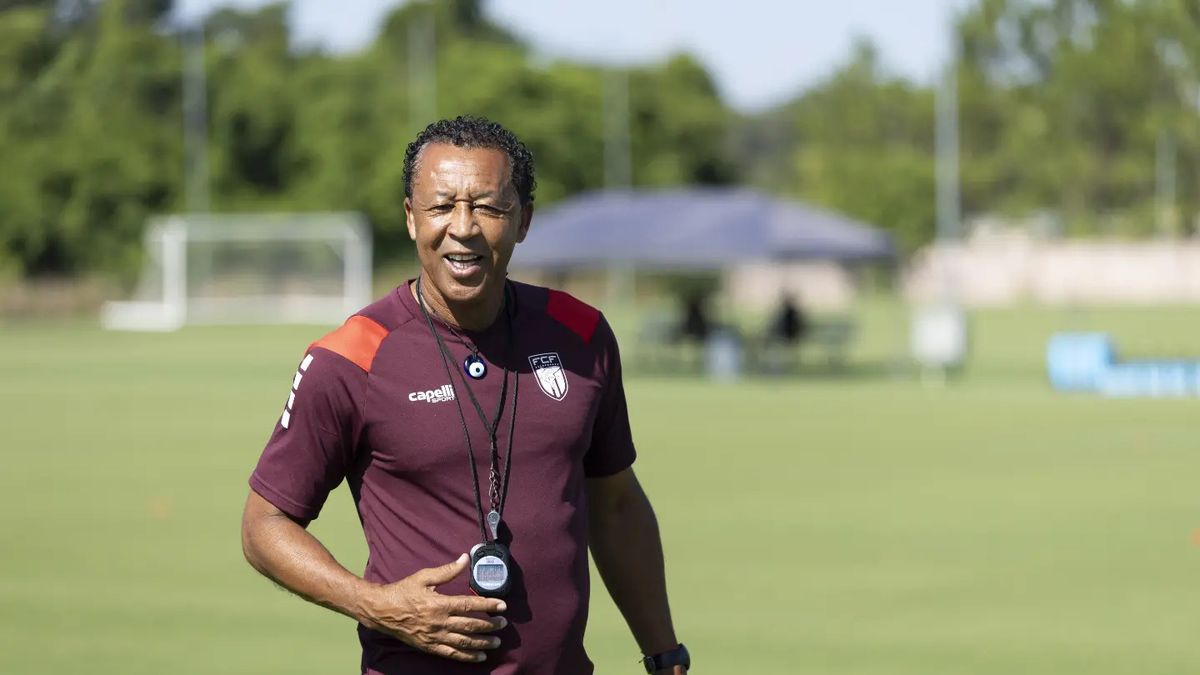 El técnico de Cabo Verde no dio respuestas sobre la denuncia de violación contra su capitán