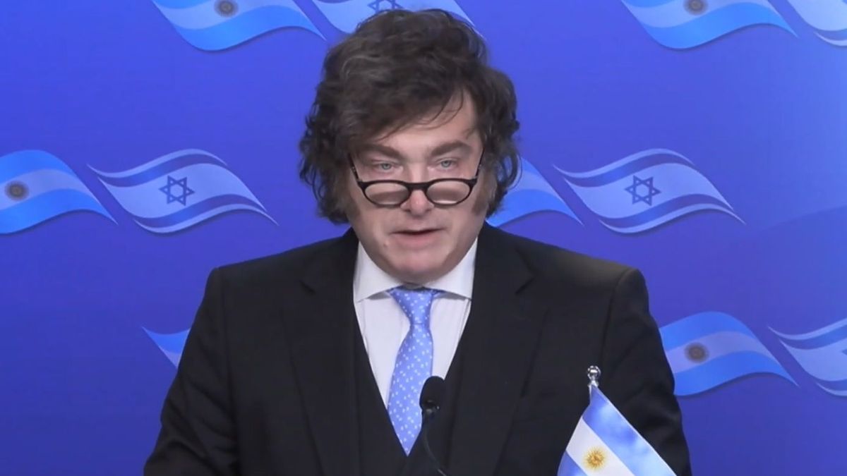 Javier Milei defendió el rumbo económico, insistió con la reforma del BCRA y palpitó el partido contra Suiza