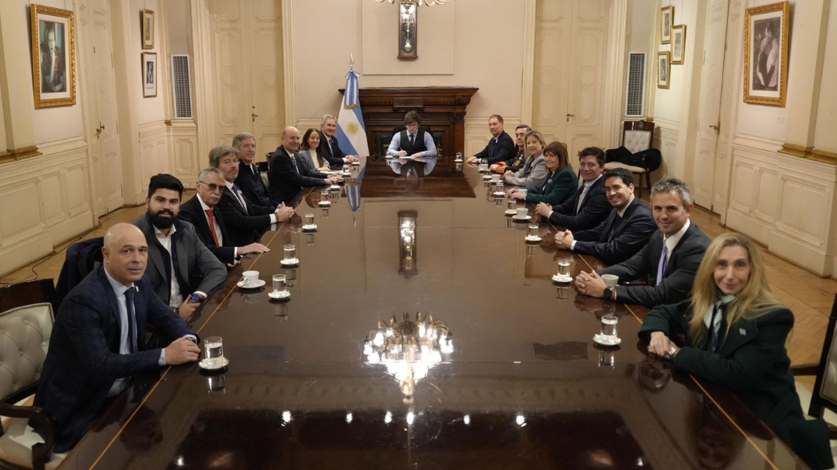 Javier Milei reunió a su Gabinete y ratificó que la reforma del BCRA se presentará las próximas semanas