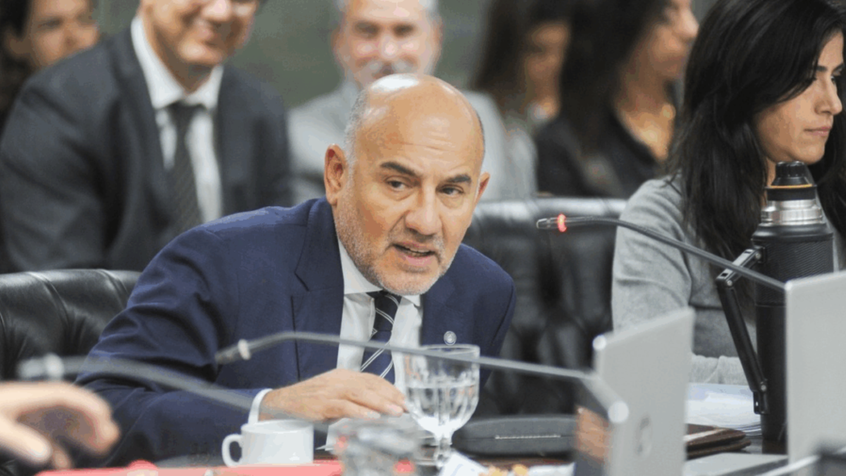 la Justicia habilitó provisoriamente a Diego Barroetaveña a competir por la reelección