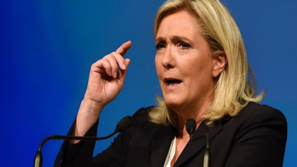 Marine Le Pen negó su postulación en 2027 si se le aprueba el uso de tobillera electrónica