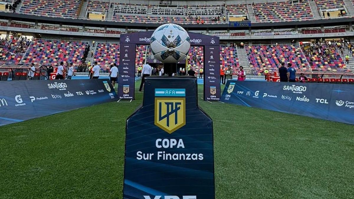 La AFA suspendió todos los partidos del lunes y el martes por el regreso de la Selección
