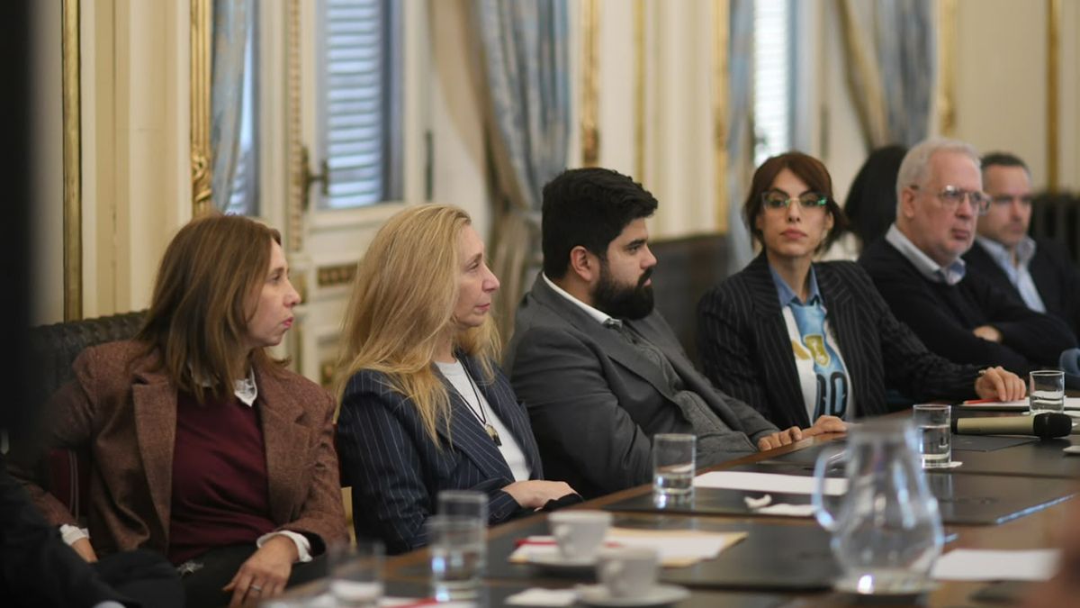 Karina Milei recibió a legisladores porteños de La Libertad Avanza y afianza el armado territorial