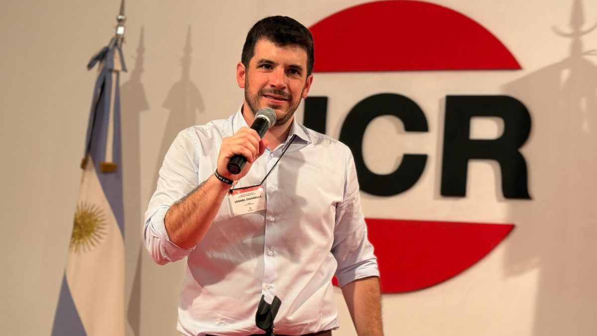 La UCR calificó de inconstitucional el DNU migratorio de Javier Milei y pidió al Congreso que lo rechace