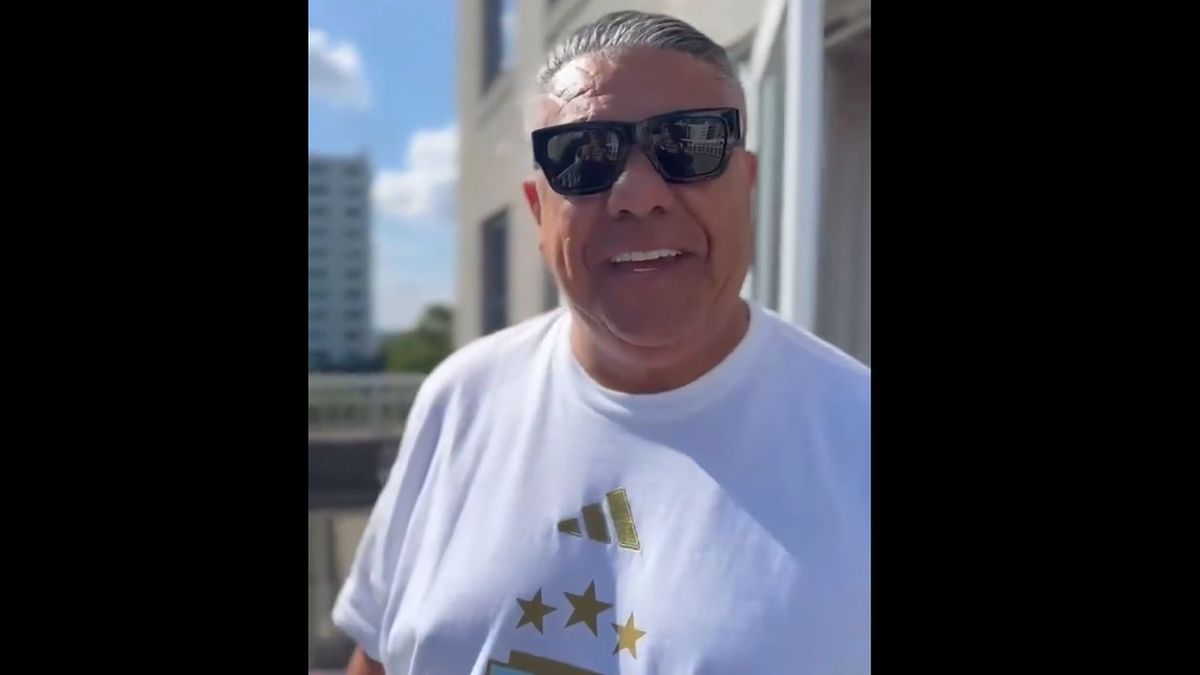 Claudio Tapia recreó la icónica escena de Francella tras la victoria ante Inglaterra: Beautiful morning, ¿right?