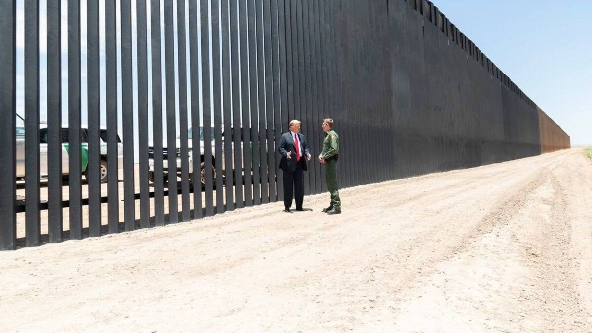 Tras el revés de la Corte Suprema, Donald Trump insiste en restringir la ciudadanía por nacimiento