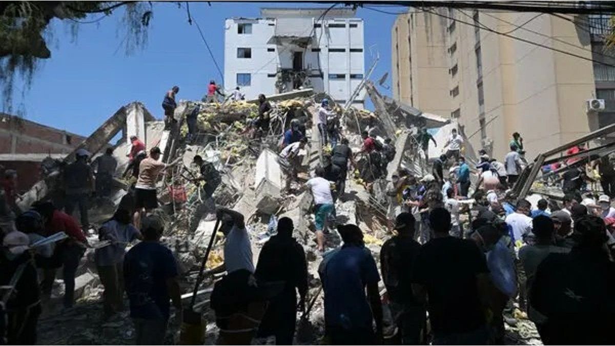 240 muertos, miles de desaparecidos y una búsqueda contra reloj para hallar sobrevivientes