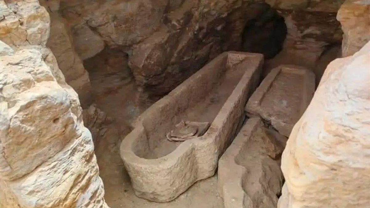 Un oasis en Egipto tuvo momias, sarcófagos y otros tesoros ocultos por miles de años