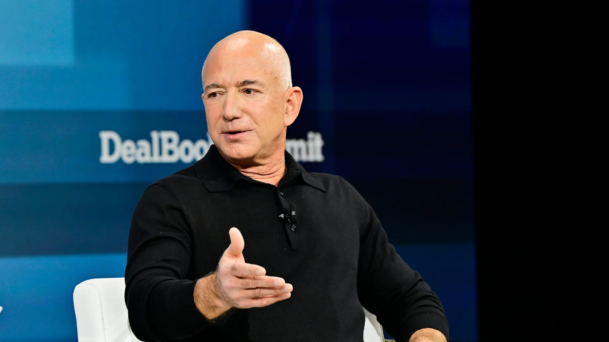 Jeff Bezos estaría cerca de un acuerdo para adquirir un porcentaje del Liverpool