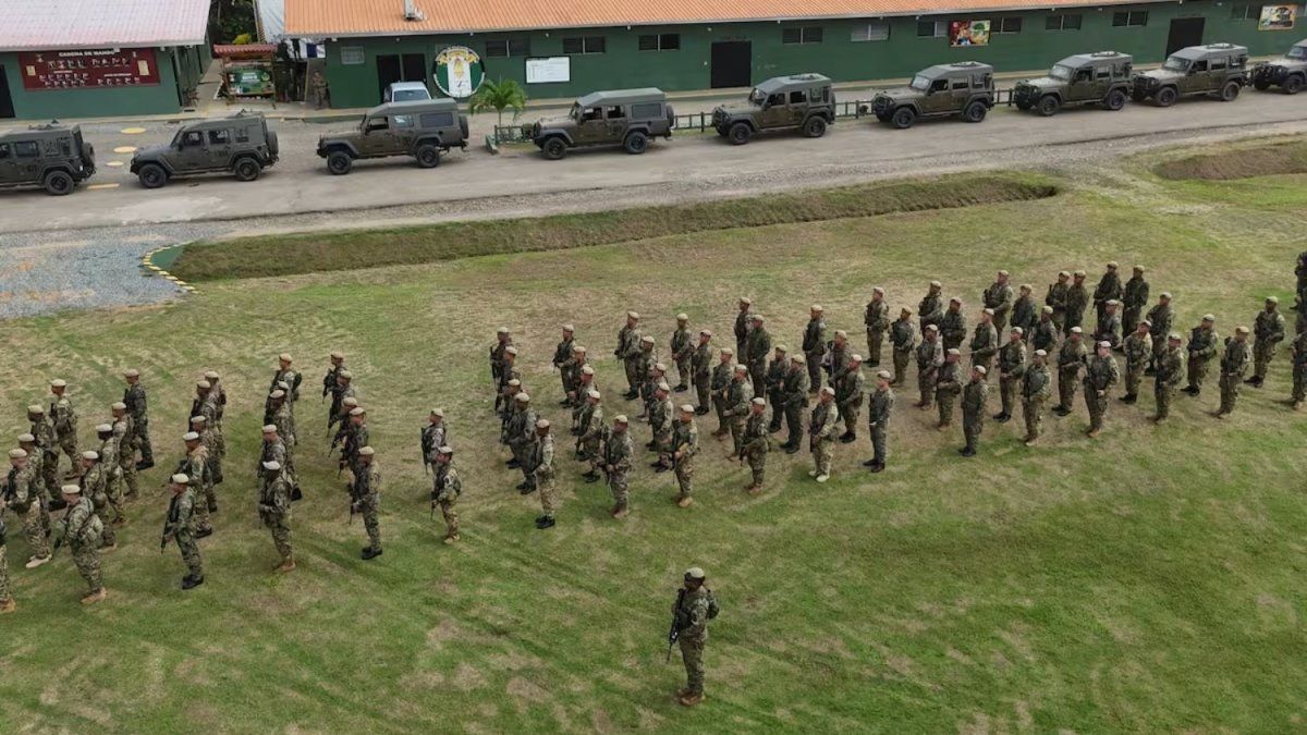 Panamá refuerza sus fronteras con controles militares tras el cambio de gobierno en Colombia