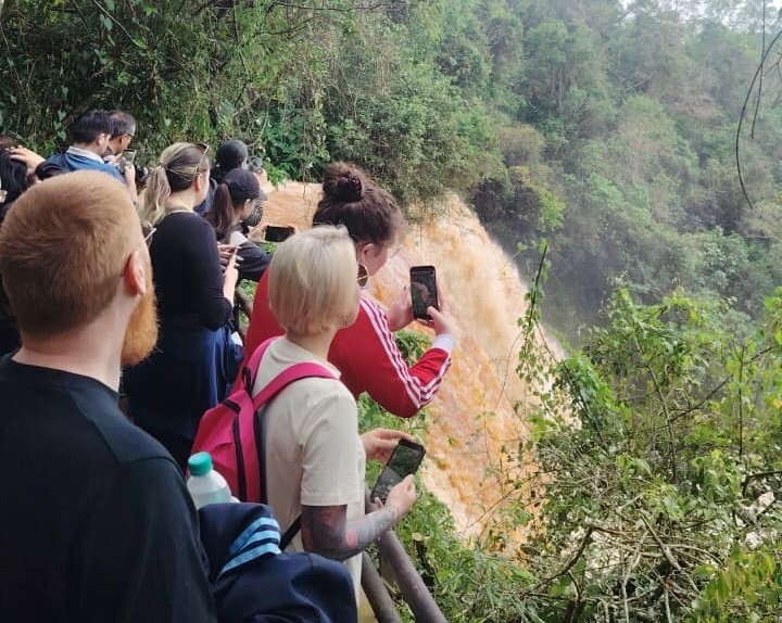 Reabrió el acceso a las Cataratas del Iguazú tras el cierre  que se realizó por protocolo ante la crecida del río por efecto El Niño.