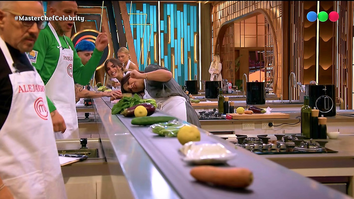 Este martes se realizó la prueba de la cinta transportadora, en la que los alimentos pasan por delante de los participantes: si los tocan los deben utilizar.