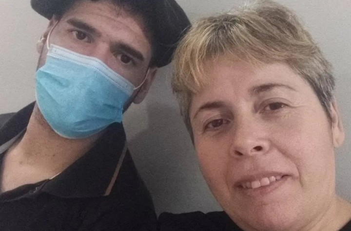 Franco Damián Jesús Díaz (22) y su mamá, Estela Alejandra "Jachy" Arriola (52), murieron en el choque en Rosario del Tala, Entre Ríos.