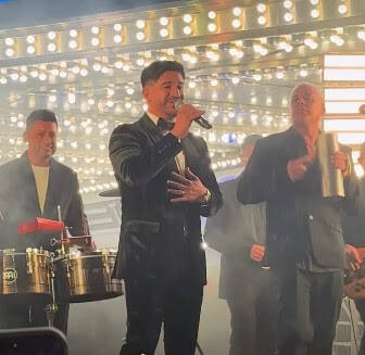 RÁFAGA hace historia y se lleva el Primer Martín Fierro de la Música como "Mejor Grupo / Banda Tropical"