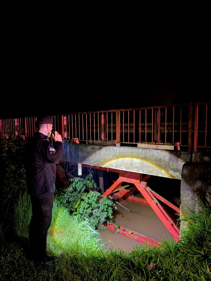 Hay tres localidades aisladas por el cierre de los puentes.
