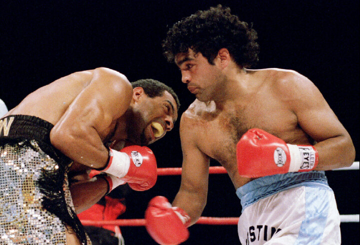Su épico KO a John David Jackson, "la mano de Dios del boxeo".