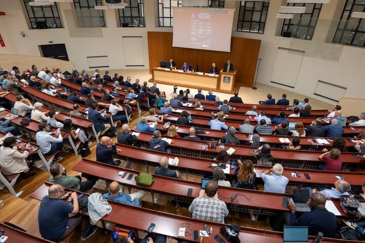 El encuentro en el Collegium Maximum, de la Pontificia Universidad Gregoriana, Roma.